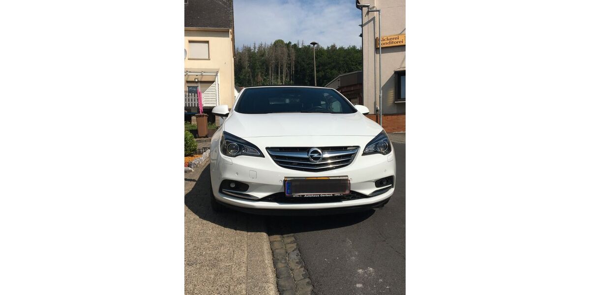 Opel Cascada 140.000 km 9.999 &euro; Ruppach Goldhauen 56412
