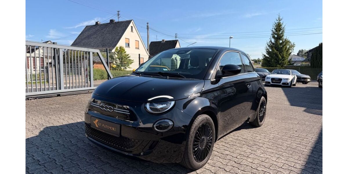 Fiat 500e 28.000 km 14.924 &euro; Staudt 56424