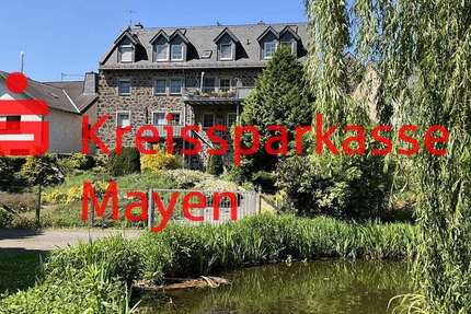 Haus Andernach - 17 Zimmer, 414 m&sup2;, 750.000&euro; | Angebot:26218881