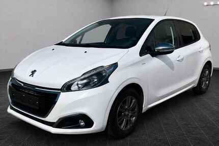 Peugeot 208 99.708 km 5.850 &euro; Andernach 56626