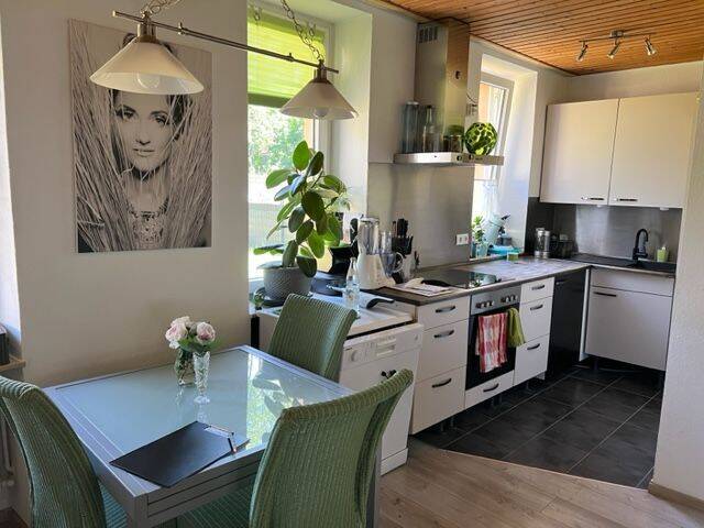 Helle, gemütliche Erdgeschoss-Wohnung mit Garage in schöner Wohnlage 2 zimmer