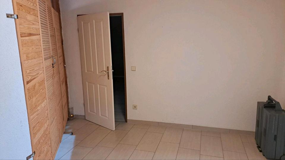 Etagenwohnung Urmitz - 3 Zimmer, 60 m&sup2;, 650&euro; | Angebot:26492662