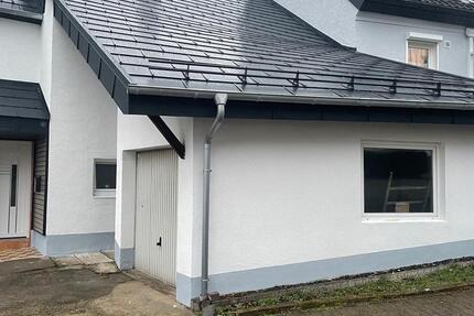 Kernsaniertes Haus zu vermieten 4 zimmer