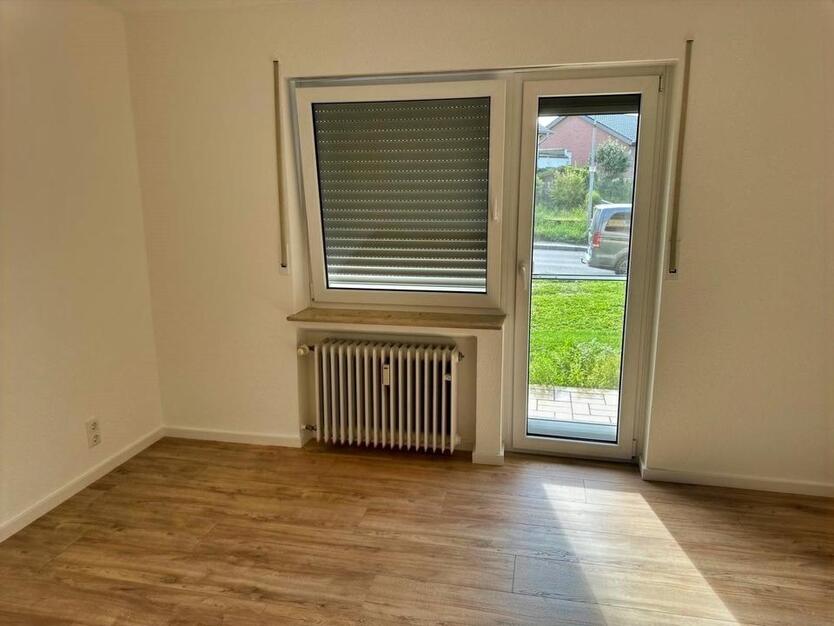 Stilvolle 4-Zimmer-Mietwohnung mit Balkon und Garage – frisch modernisiert zimmer