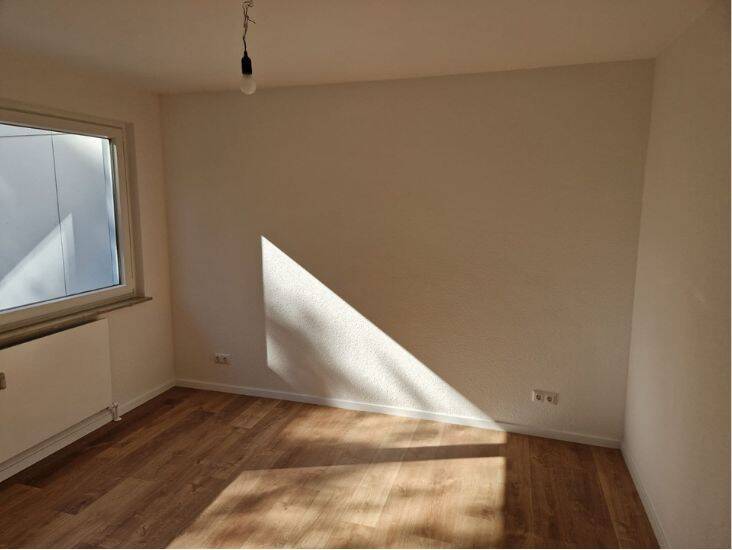 Etagenwohnung Koblenz Karthause - 3 Zimmer, 74 m&sup2;, 705&euro; | Angebot:26867059