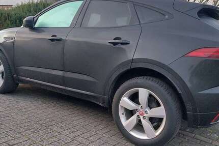 Jaguar E-Pace 75.000 km 25.700 &euro; Dieblich 56332