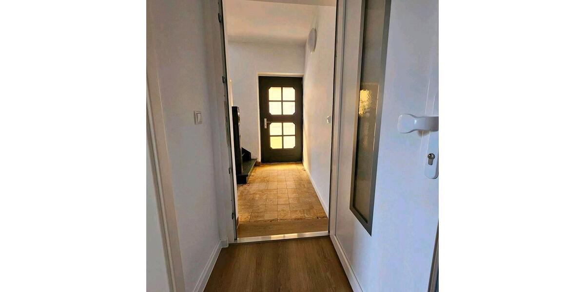 Hochparterre Lahnstein - 3 Zimmer, 66 m&sup2;, 990&euro; | Angebot:26385787