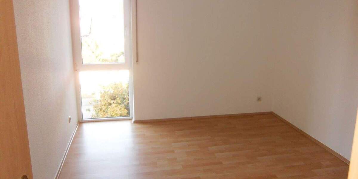Etagenwohnung Polch - 3 Zimmer, 100 m&sup2;, 780&euro; | Angebot:25680269