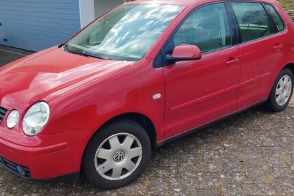 VW Polo 127.000 km 2.900 &euro; Nentershausen 56412