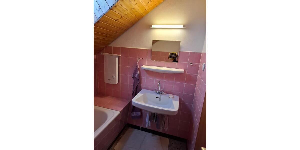 Reihenhaus Koblenz Arenberg-Immendorf - 9 Zimmer, 137 m&sup2;, 335.000&euro; | Angebot:25828170