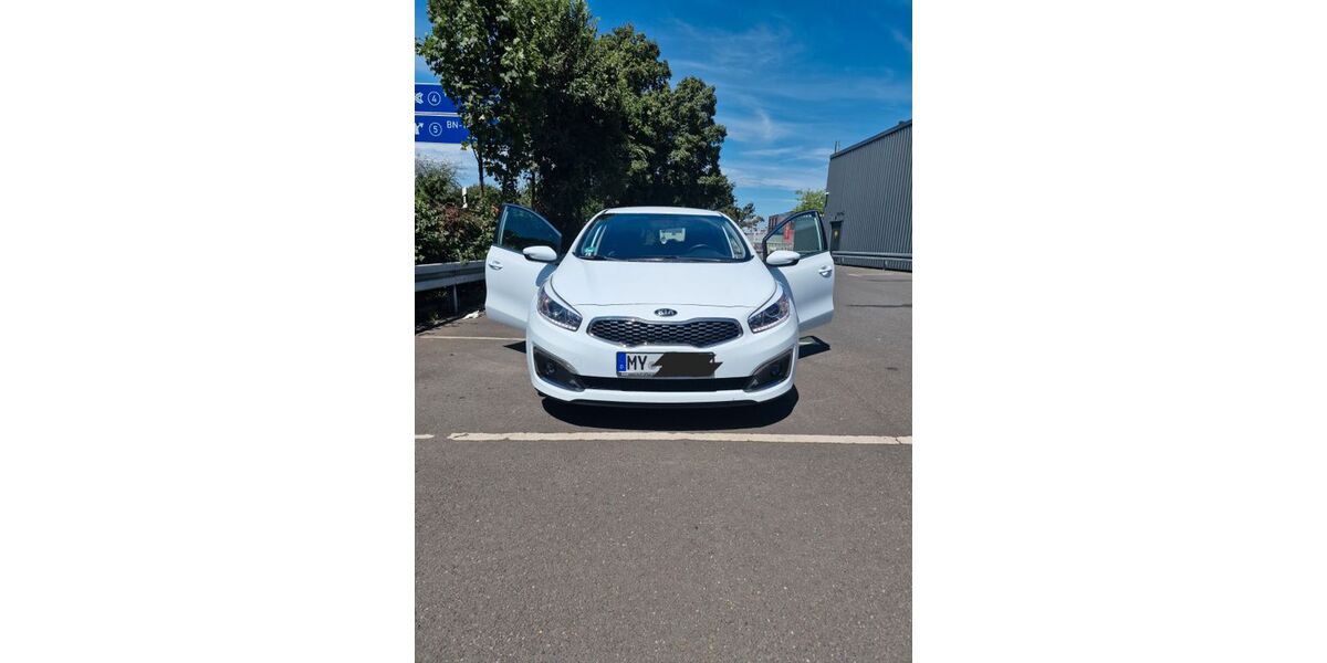 Kia ceed / Ceed 136.000 km 9.000 &euro; Andernach 56626