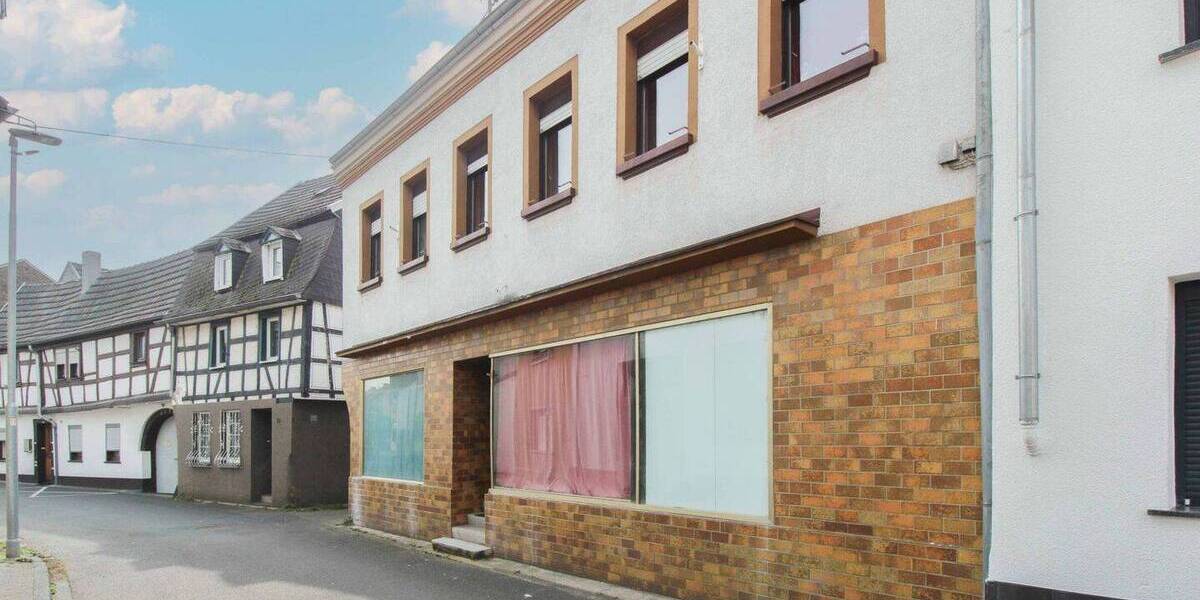 Mehrfamilienhaus, Wohnhaus Leutesdorf - 9 Zimmer, 360.000&euro; | Angebot:26502386