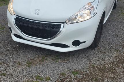 Peugeot 208 64.062 km 5.100 &euro; Nickenich 56645