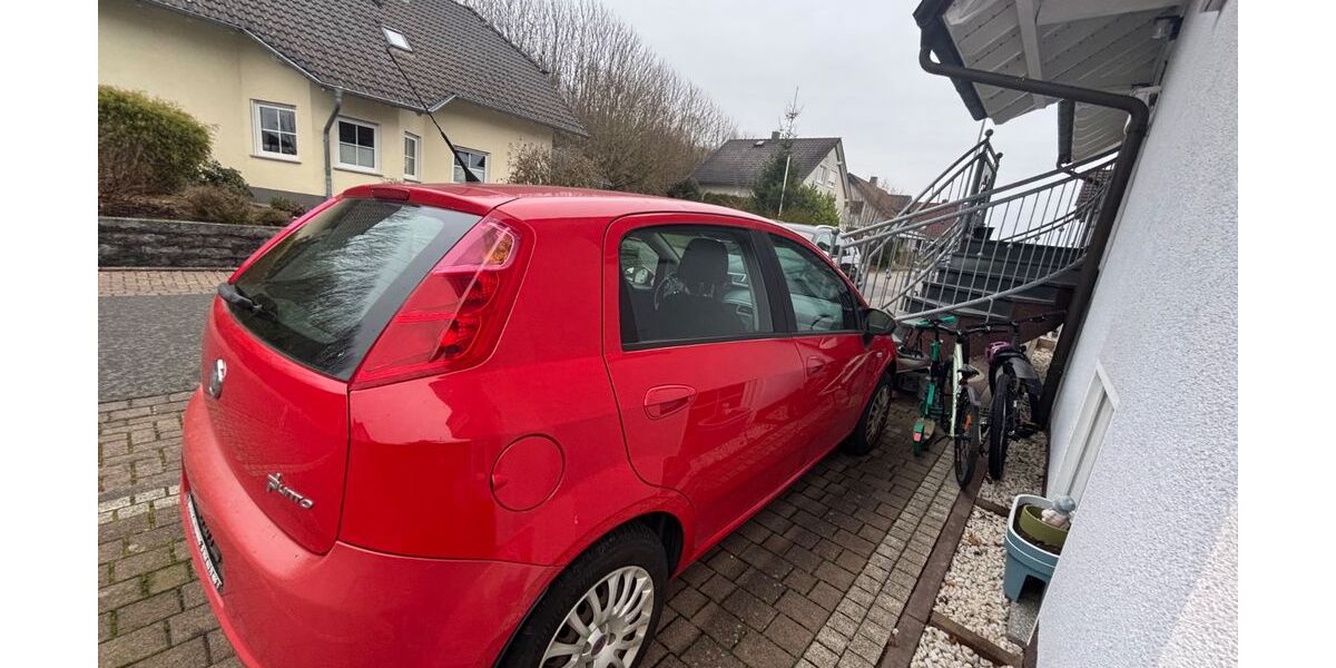 Fiat Punto 200.000 km 900 € Weroth 56414