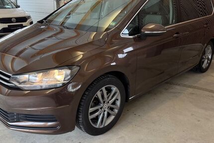 VW Touran 173.612 km 13.499 &euro; Horhausen 56593