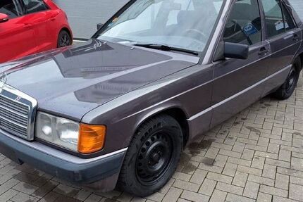 Mercedes-Benz 190 187.000 km 6.700 &euro; Oberwesel 55430