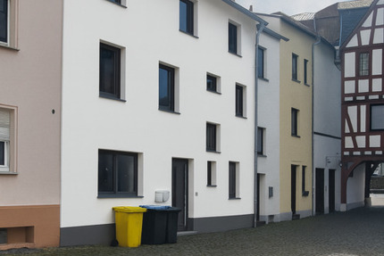 Mehrfamilienhaus mit 3 Einheiten 6 zimmer