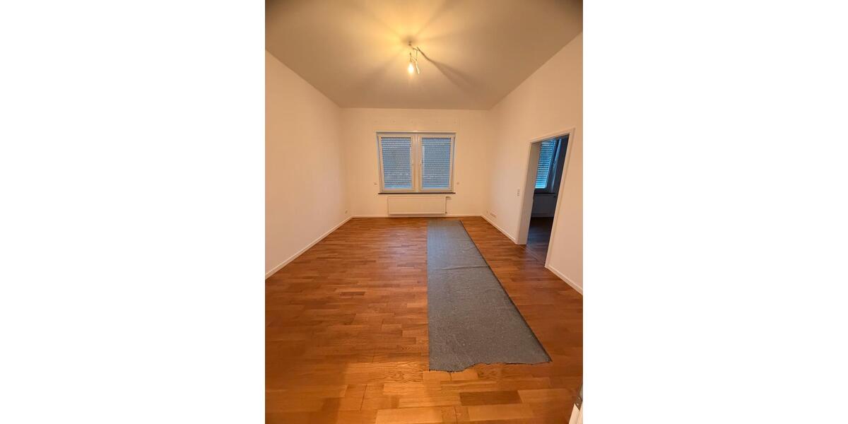 Etagenwohnung Lahnstein - 4 Zimmer, 120 m&sup2;, 800&euro; | Angebot:26462744
