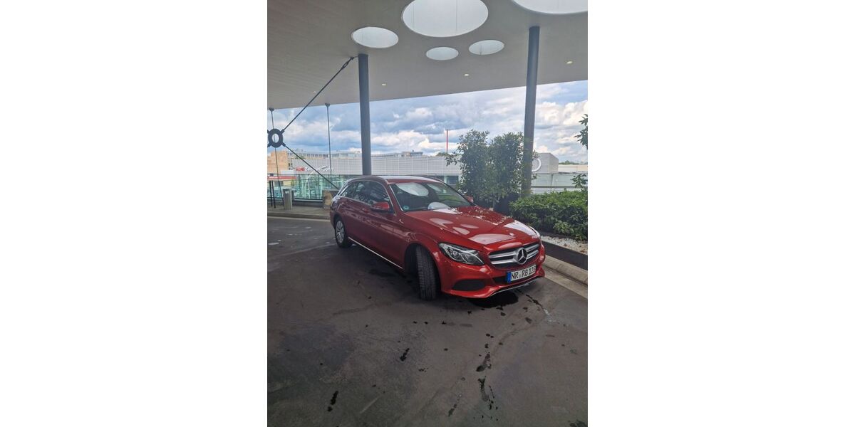 Mercedes-Benz C 250 199.200 km 14.400 &euro; Hausen/Wied 53547