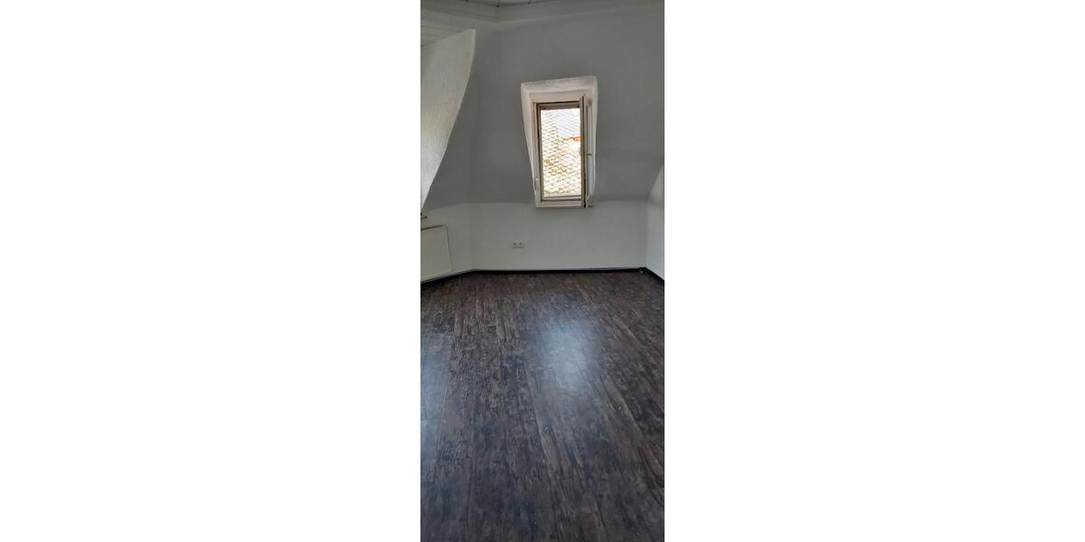 Dachgeschoßwohnung Boppard - 3 Zimmer, 60 m&sup2;, 700&euro; | Angebot:26533946