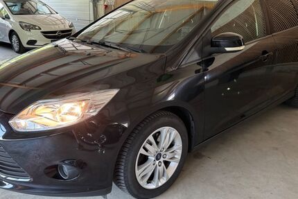Ford Focus 127.366 km 6.499 &euro; Horhausen 56593