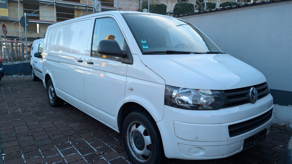VW T5 Transporter 157.000 km 13.900 € Montabaur 56410