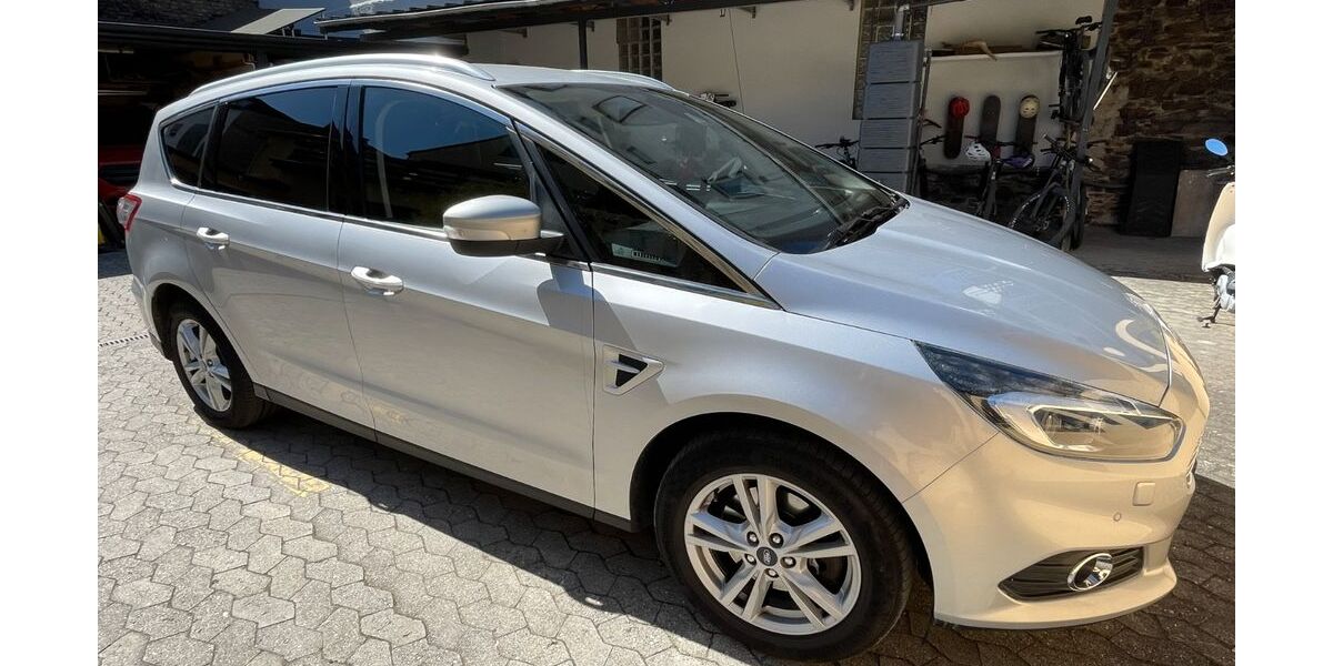 Ford S-Max 139.000 km 8.800 &euro; Lahnstein 56112