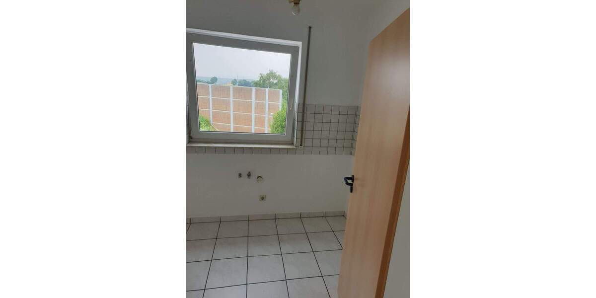 Etagenwohnung Weißenthurm - 4 Zimmer, 98 m&sup2;, 810&euro; | Angebot:25680270