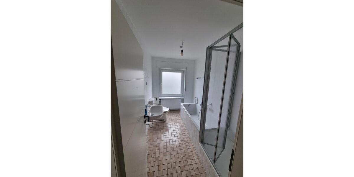 Etagenwohnung Bendorf - 3 Zimmer, 83 m&sup2;, 249.000&euro; | Angebot:26120000