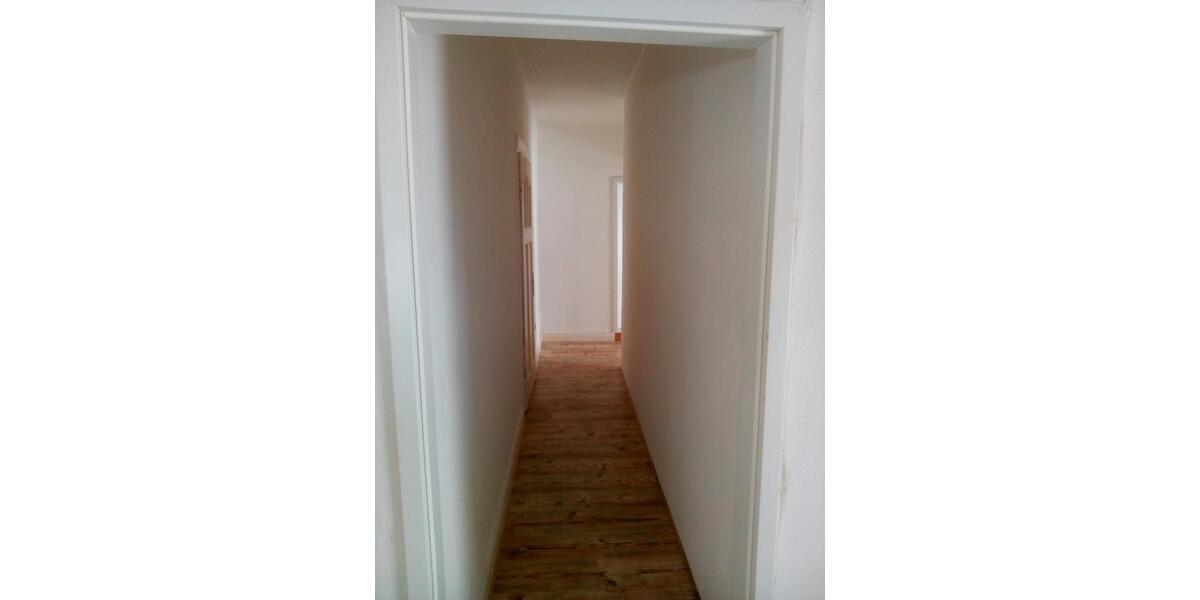 Etagenwohnung Dierdorf - 3 Zimmer, 100 m&sup2;, 550&euro; | Angebot:26030657