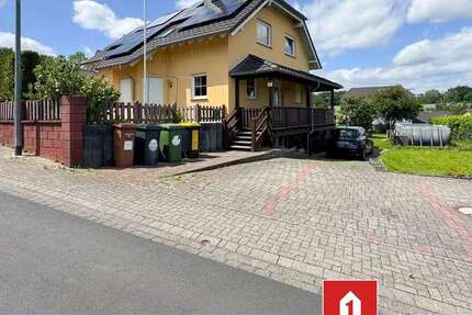 Haus Ettinghausen - 5 Zimmer, 135 m&sup2;, 1.500&euro; | Angebot:26885619