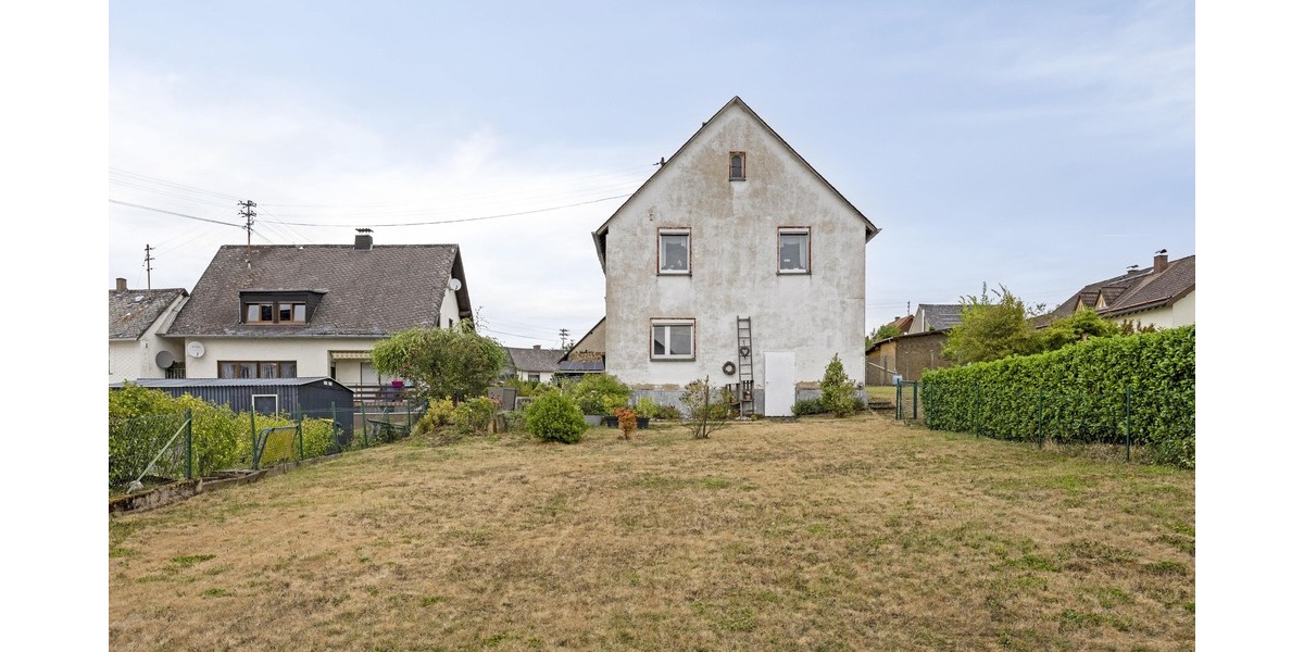 Gemütliches Haus mit großem Grundstück in Simmern - Einfamilienhaus Simmern | Angebot:27280866
