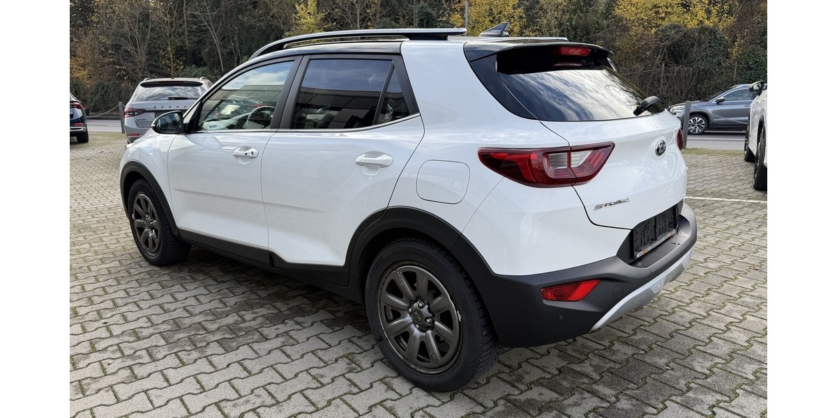 Kia Stonic Platinum Edition 115.000 km 12.790 € Koblenz 56070