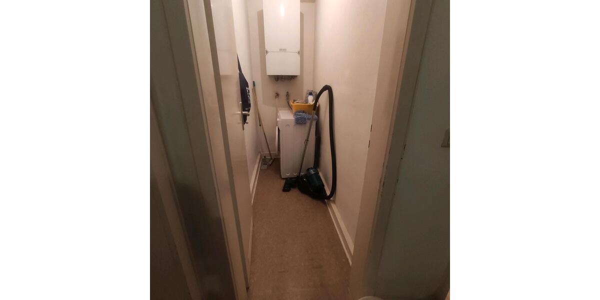 Room in shared apartment only for women 1 zimmer