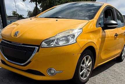 Peugeot 208 181.000 km 2.300 &euro; Koblenz 56070