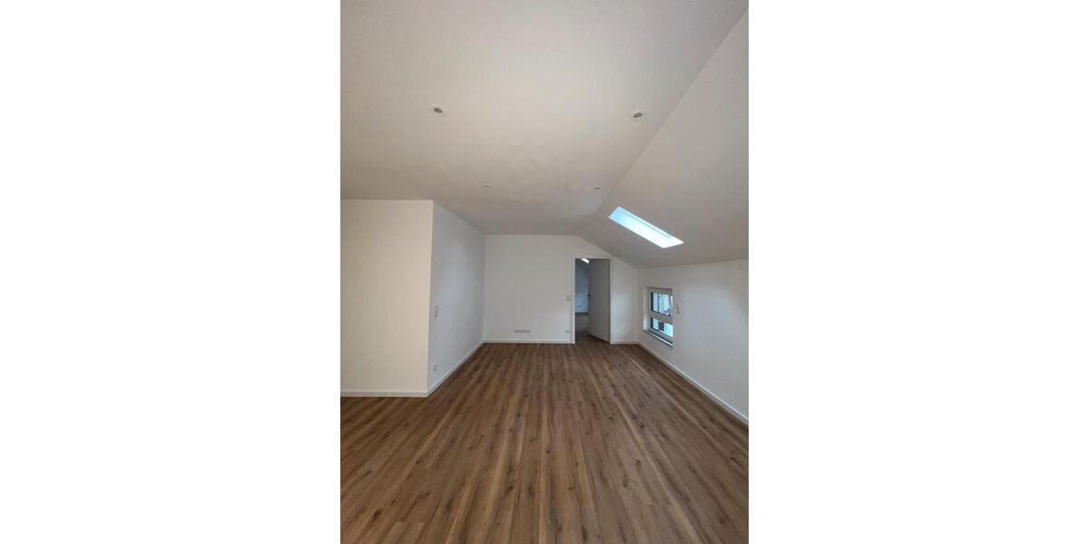 Dachgeschoßwohnung Ransbach-Baumbach Baumbach - 2 Zimmer, 64 m&sup2;, 850&euro; | Angebot:25720872