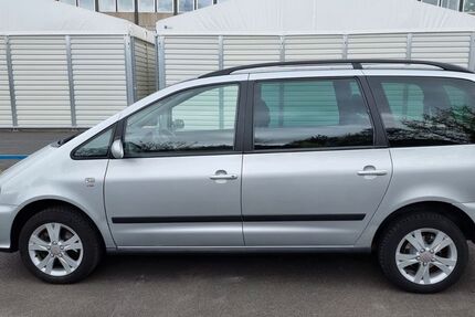 Seat Alhambra 155.500 km 6.800 &euro; Kretz 56630