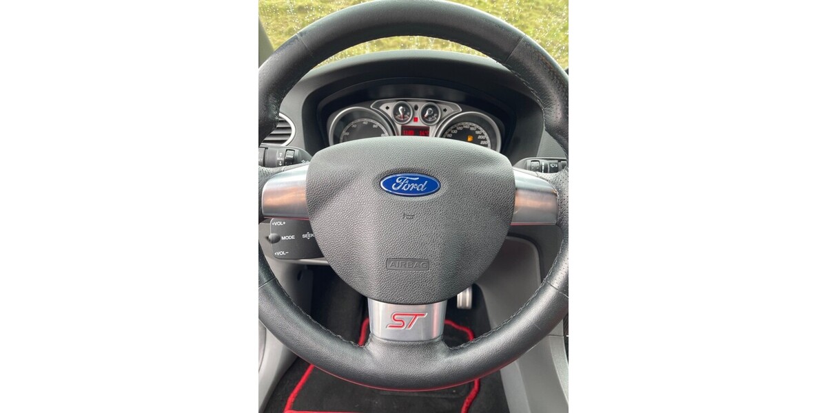 Ford Focus 147.800 km 11.500 € Mayen 56727