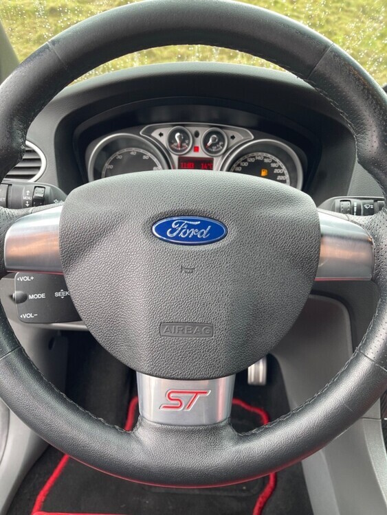 Ford Focus 147.800 km 11.500 € Mayen 56727