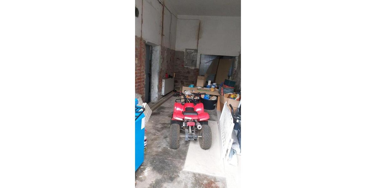 Zwei sanierungsbedürftige Häuser mit Entwicklungspotenzial 6 zimmer