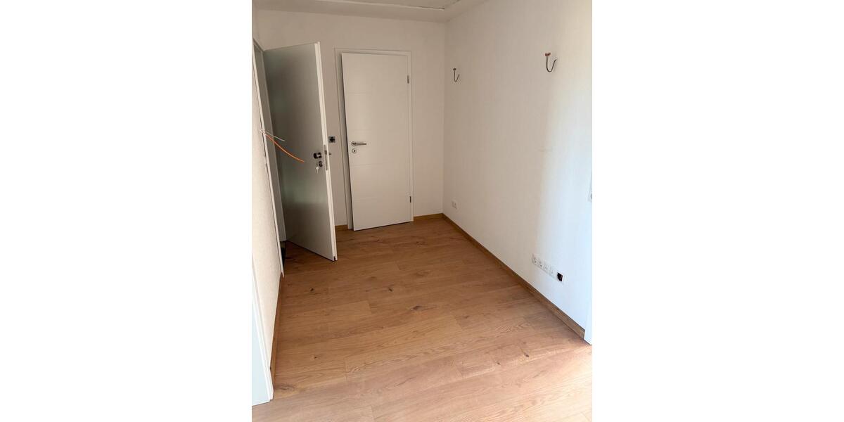 Dachgeschoßwohnung Koblenz Bisholder - 3 Zimmer, 80 m&sup2;, 930&euro; | Angebot:26094444