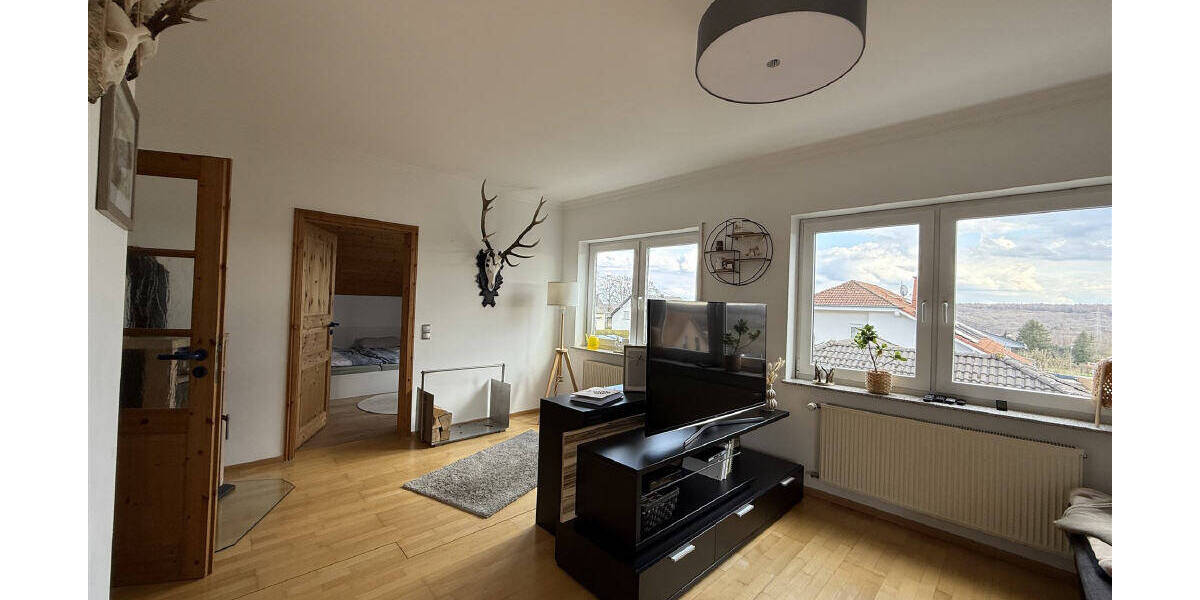 Etagenwohnung Welschneudorf - 4 Zimmer, 124 m&sup2;, 299.000&euro; | Angebot:23984960