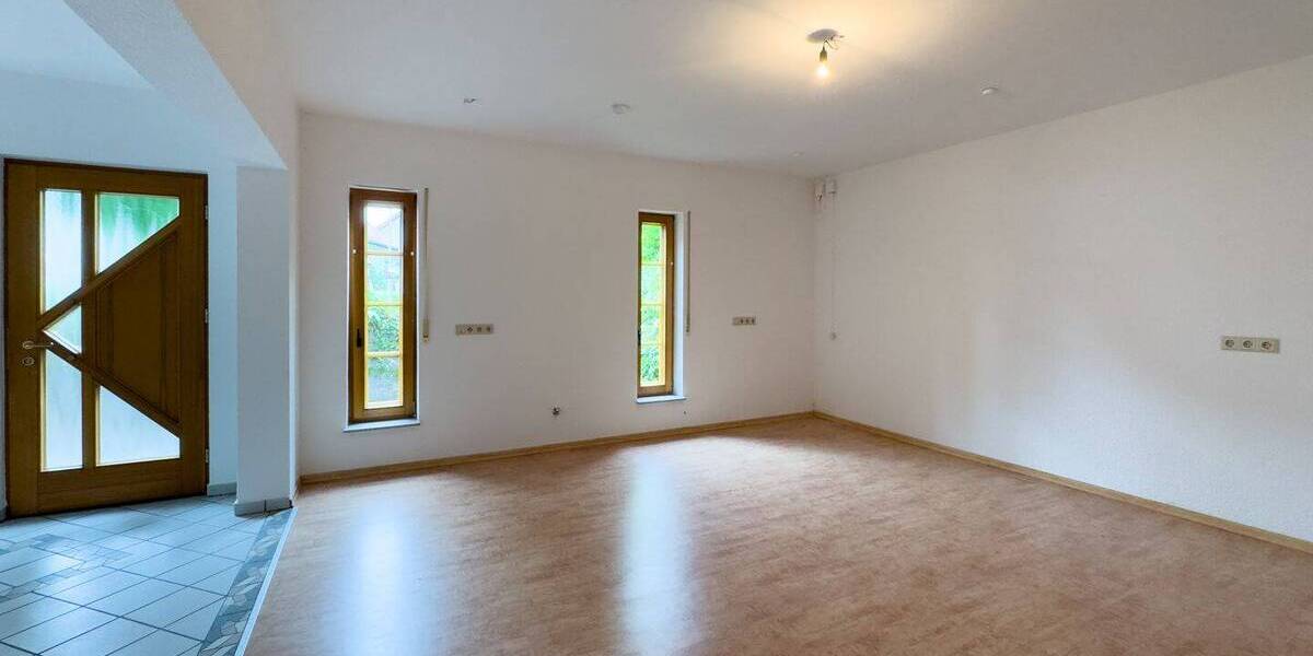 Einfamilienhaus Gückingen - 6 Zimmer, 191 m&sup2;, 545.000&euro; | Angebot:26489381