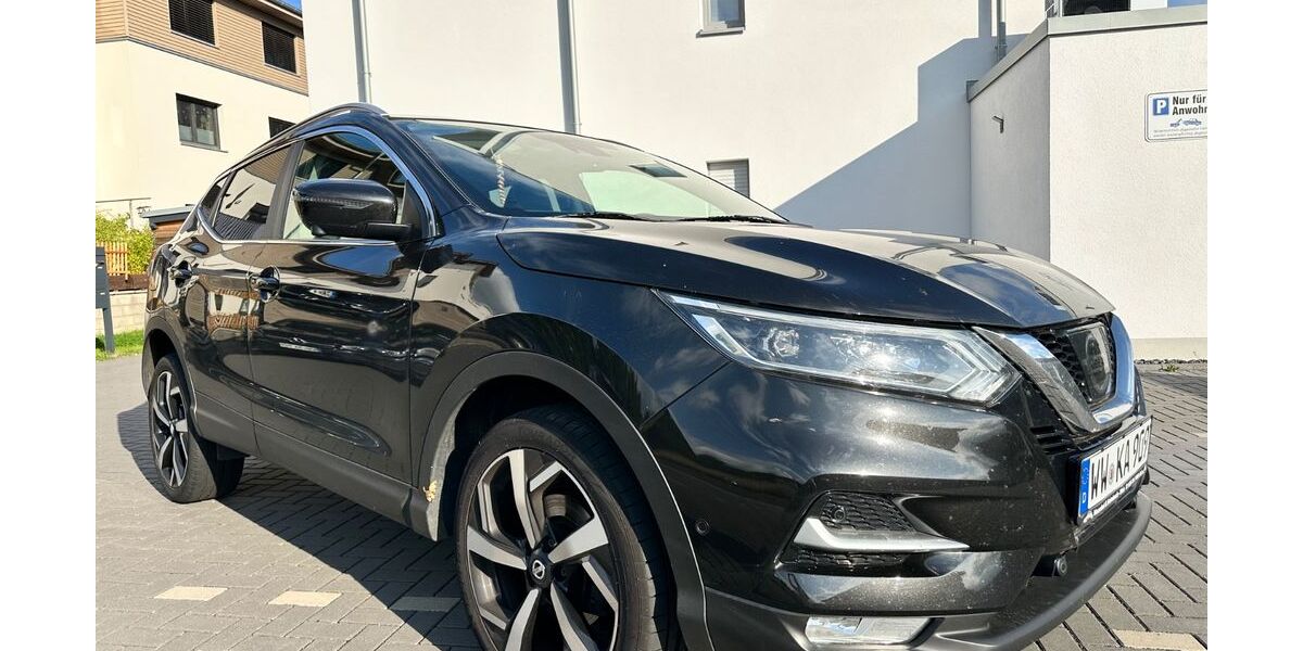 Nissan Qashqai 96.000 km 13.500 &euro; Herschbach 56249