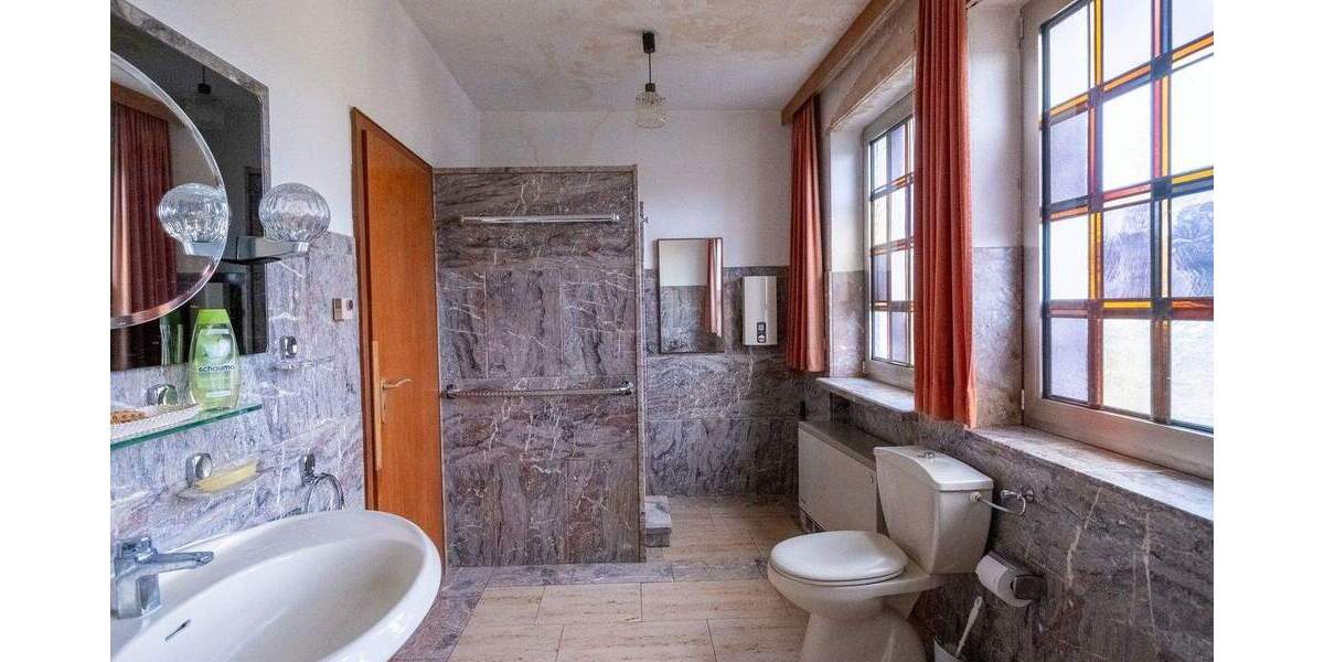 Mehrfamilienhaus, Wohnhaus Andernach - 1 Zimmer, 450 m&sup2;, 749.000&euro; | Angebot:25769378