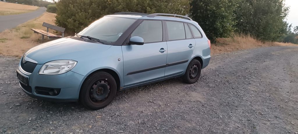 Skoda Fabia 240.649 km 1.990 &euro; Hillscheid 56204