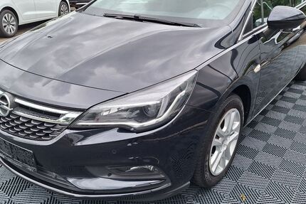 Opel Astra 122.143 km 10.290 &euro; Altendiez 65624