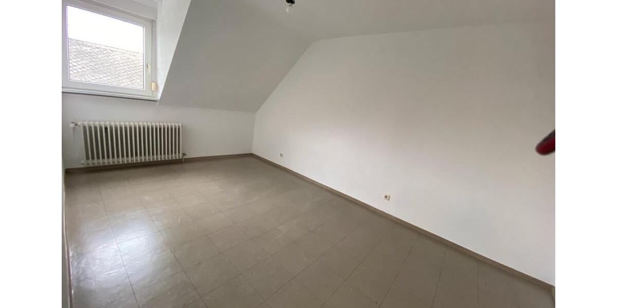 Dachgeschoßwohnung Koblenz Horchheim - 3 Zimmer, 60 m&sup2;, 660&euro; | Angebot:25570764