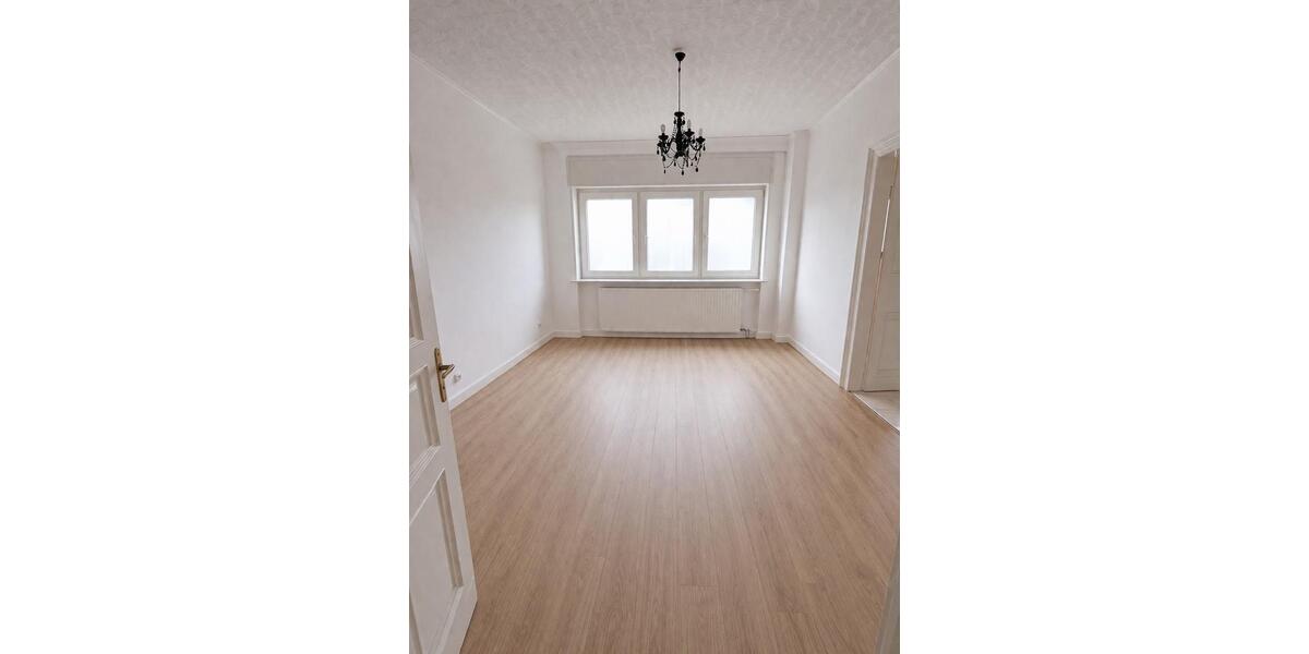 Etagenwohnung Bendorf - 4 Zimmer, 120 m&sup2;, 1.200&euro; | Angebot:26497248
