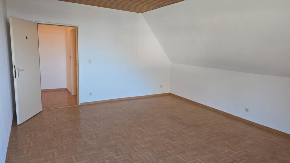 Dachgeschoßwohnung Koblenz Arenberg-Immendorf - 2 Zimmer, 64 m&sup2;, 584&euro; | Angebot:26147984